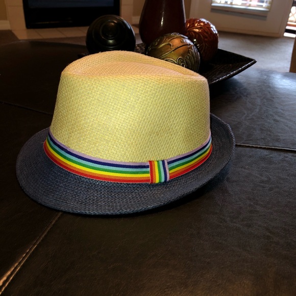 Fly fedora!❤️🧡💛💚💙💜 - Picture 2 of 3